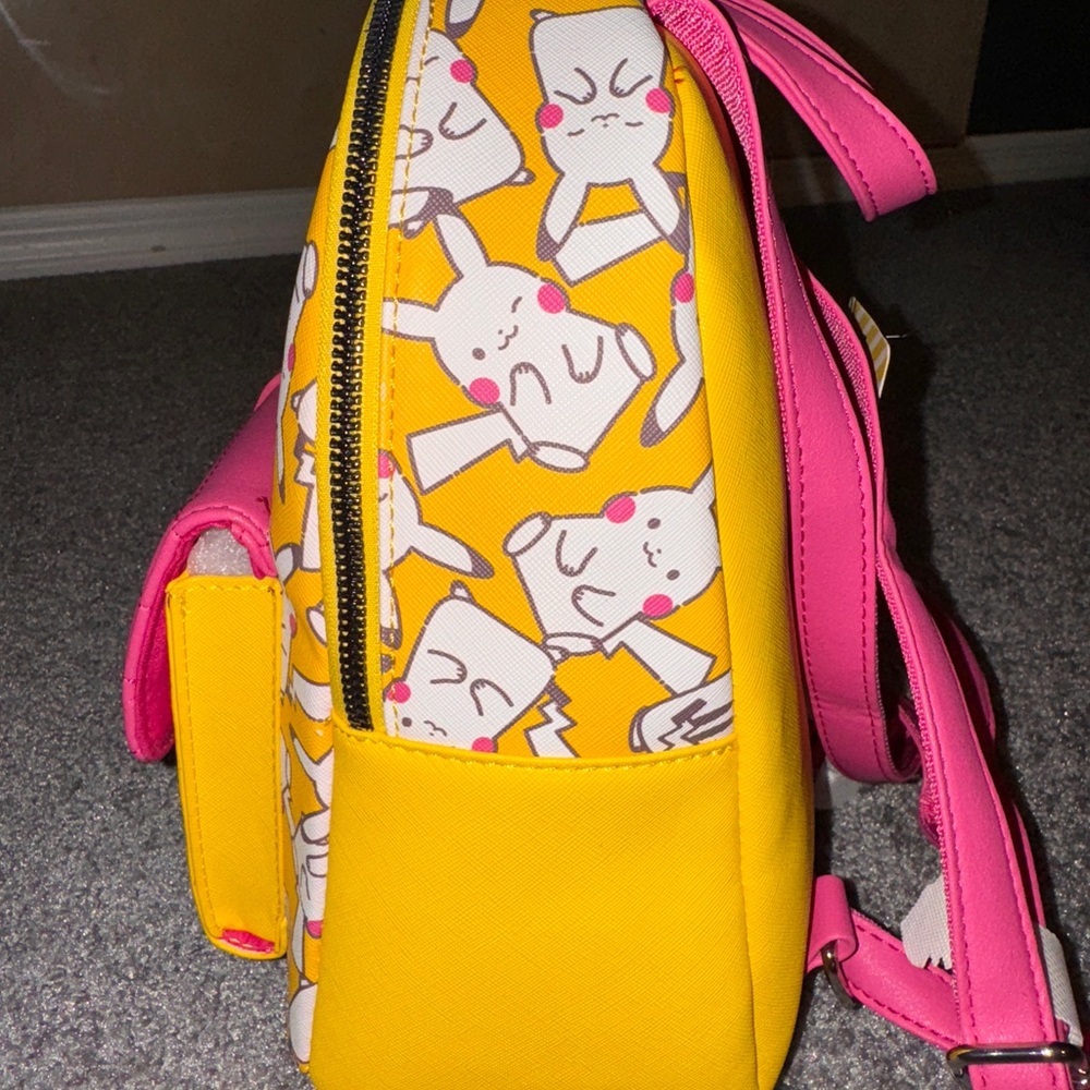Bioworld Pikachu Electric Type Mini Backpack - Picture 2 of 9